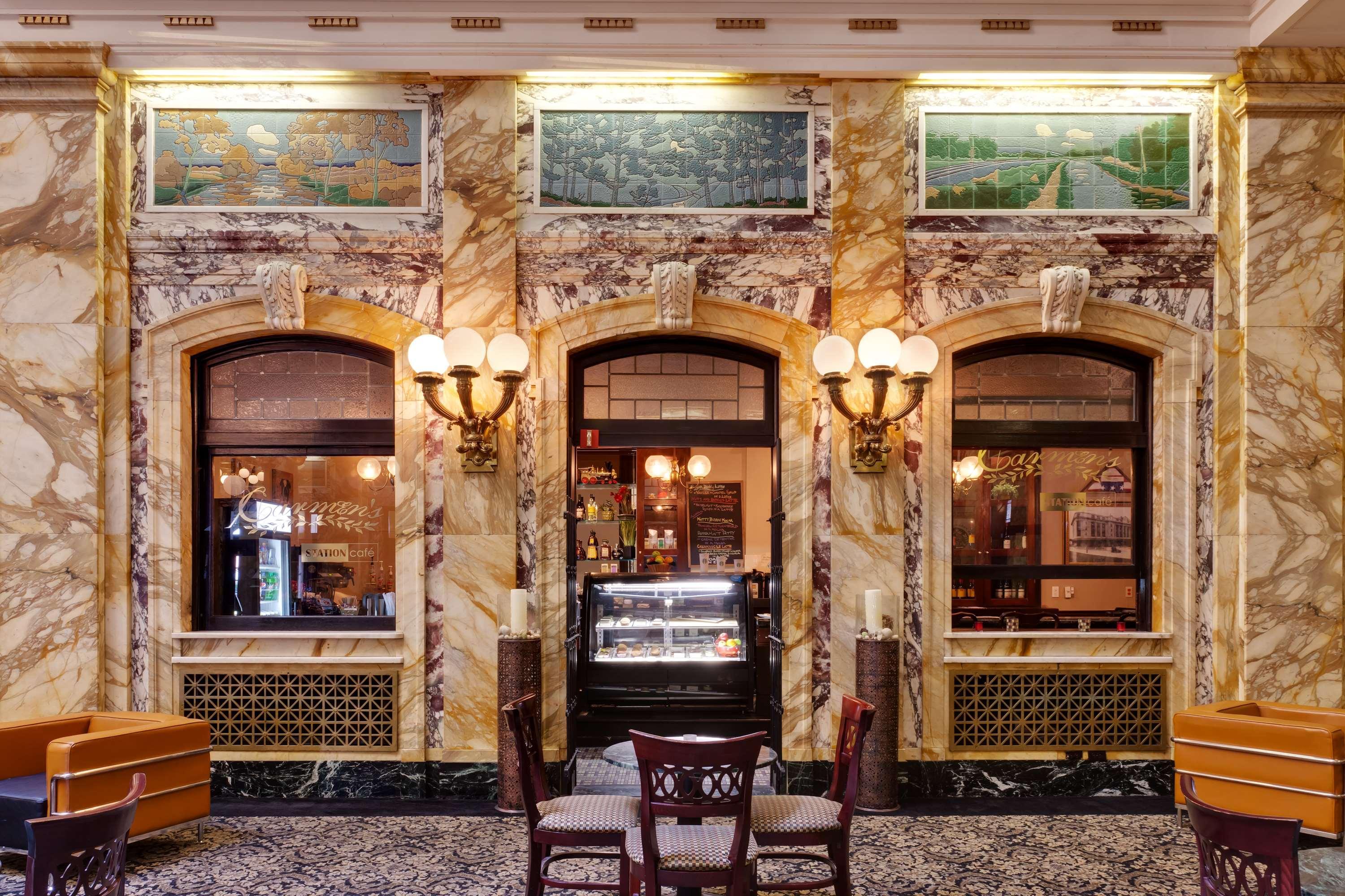 Radisson Lackawanna Station Hotel 3*